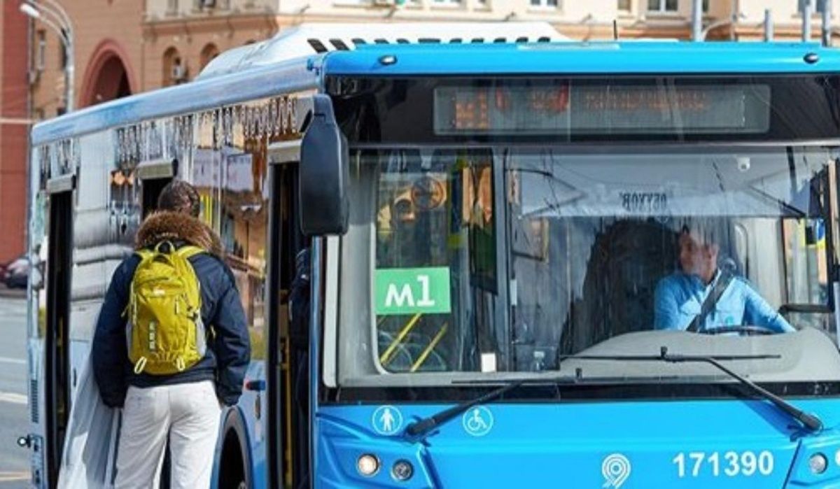 В Красноярске водителям общественного транспорта и кондукторам повысят зарплату