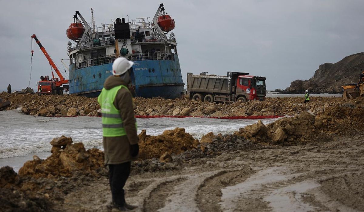 Владельцев затонувших в Черном море танкеров обязали выплатить 85 млрд рублей