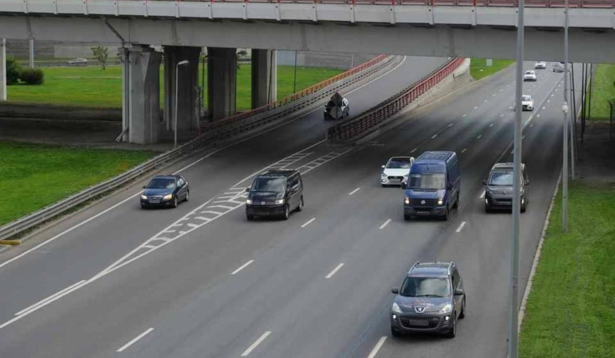 Две полосы на КАД у Новосаратовки перекроют