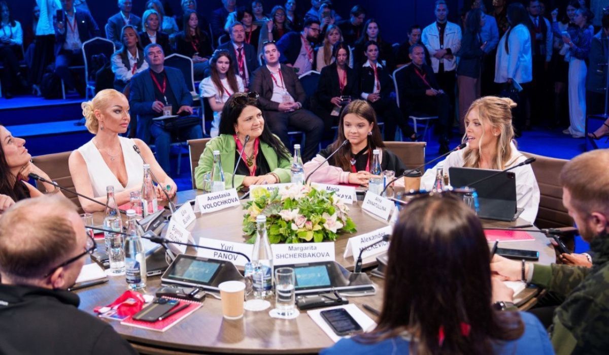 Волочкова на ПМЭФ подчеркнула свою независимость от хайпа