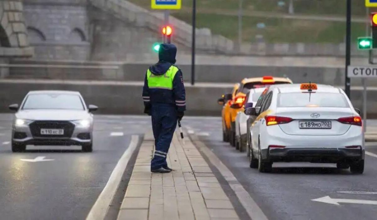 «Выходите сейчас, потом будет поздно»: такси в Воронеже осталось без интернета