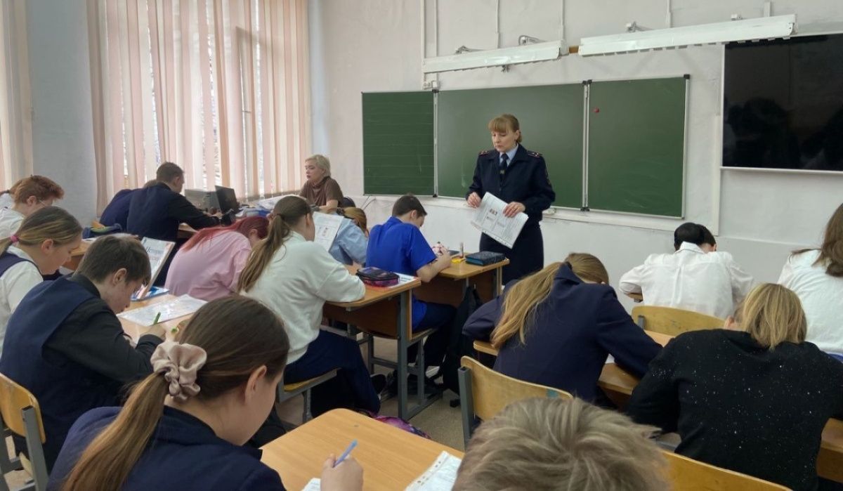 В Чайковском школьников тестируют госавтоинспекторы и общественники