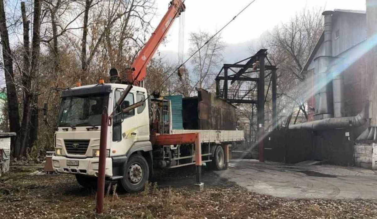 В Новосибирске снесли незаконные постройки в четырех районах города