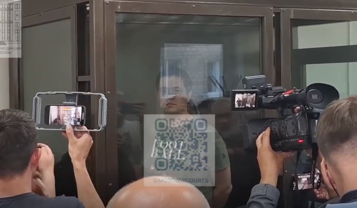 Главред Baza Трифонов не признает вину в случае с предполагаемой взяткой