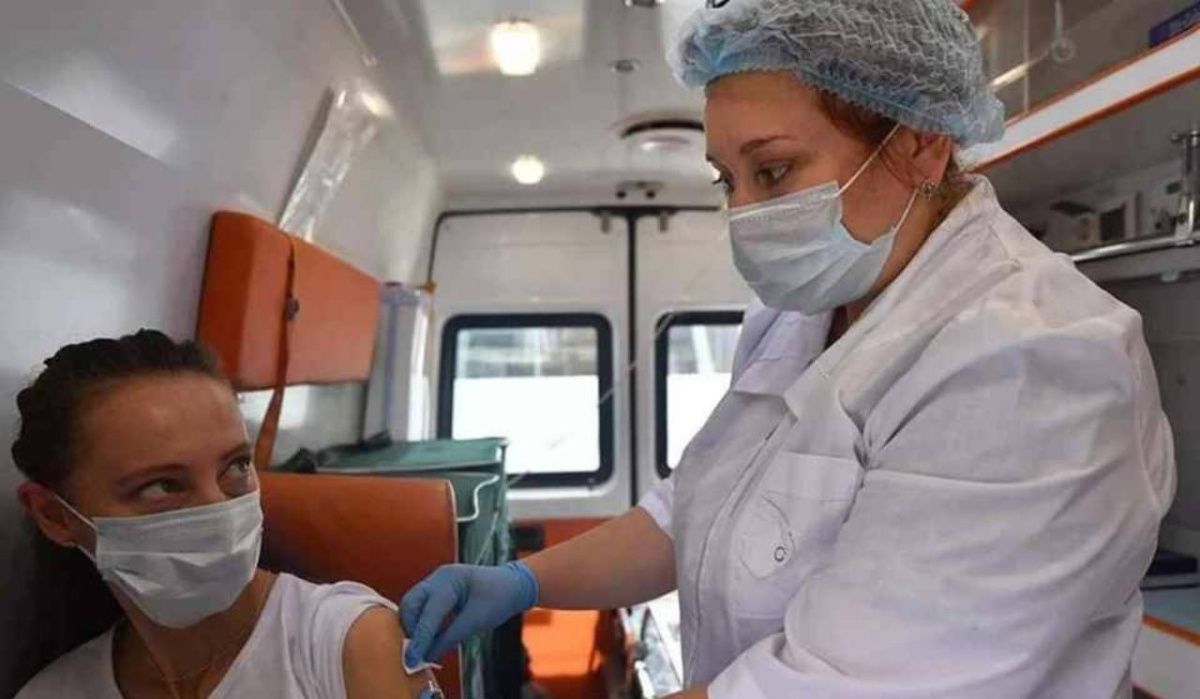 Заболеваемость гриппом и ОРВИ в Петербурге подскочила на 86%