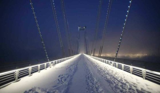 В Красноярске реконструируют вантовый мост на острове Татышев