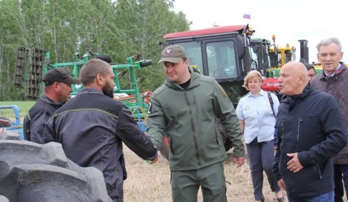 Губернатор Омской области дал оценку весенне-полевым работам