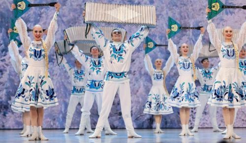Ансамбль танца из Красноярска триумфально выступил в Кремле