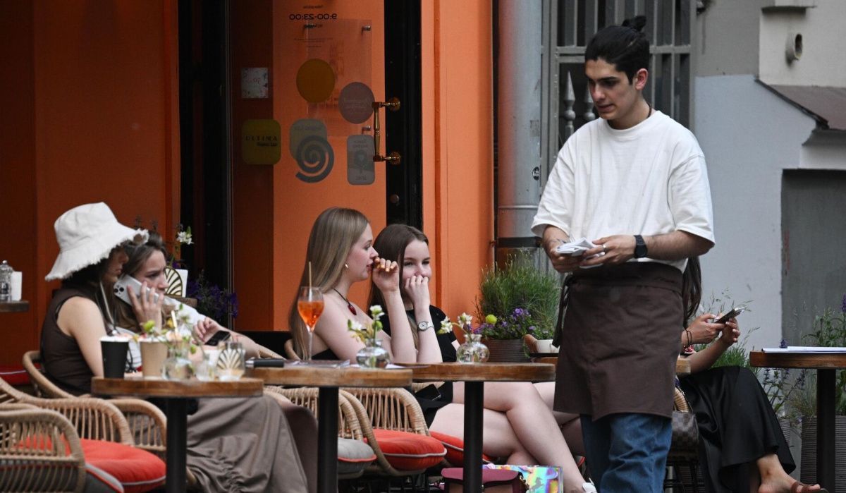 Екатеринбург вышел в тройку лидеров России по числу летних веранд