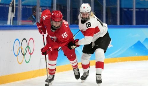 Хоккеистки из Красноярска помогли России вырвать первую победу у соперника на Олимпийских играх