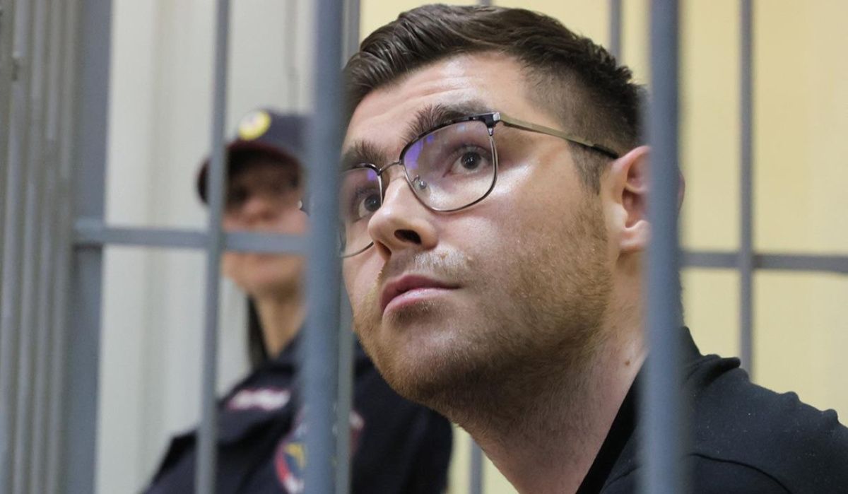 Суд оставил под стражей редактора Ura.ru