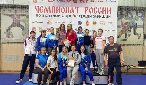 Спортсменки из Красноярска заняли призовые места на чемпионате России по борьбе 