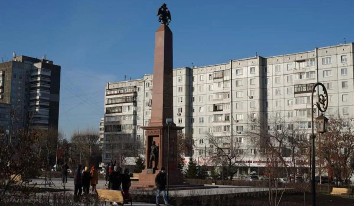 В Красноярске торжественно открыли памятный знак в честь 200-летия Енисейской губернии 