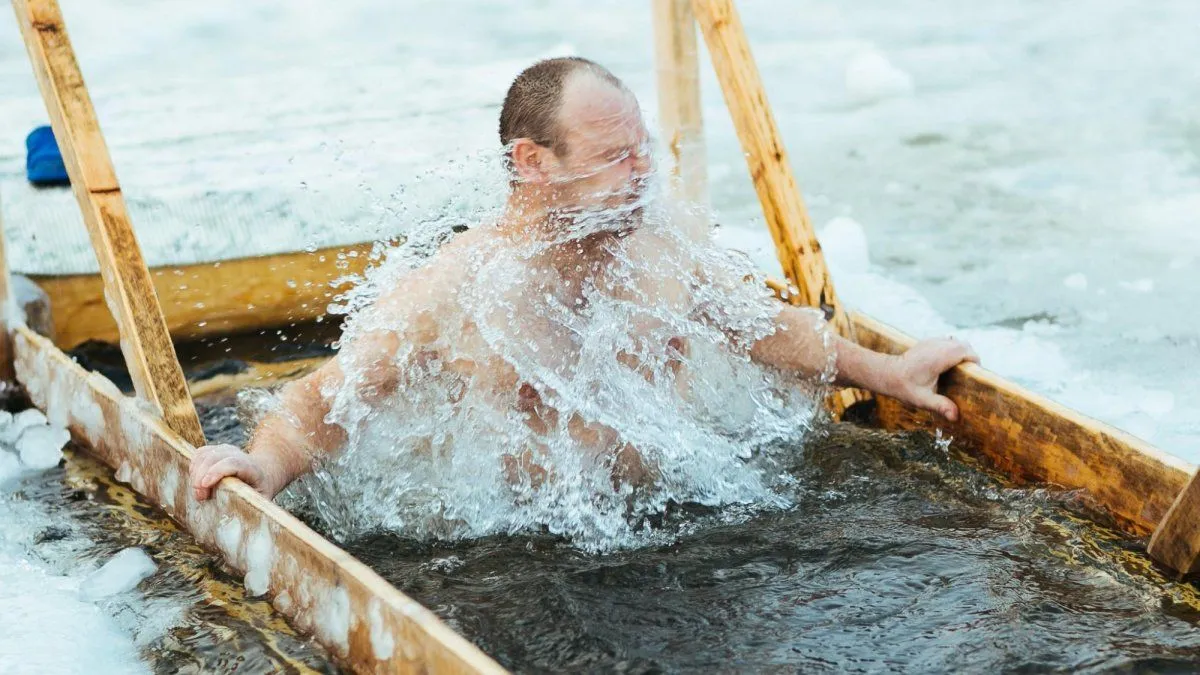 В Красноярске решили отменить крещенские купания